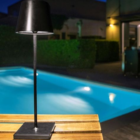 Lámpara de Mesa Justin Outdoor Negro -1