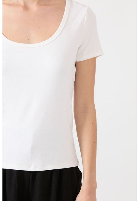 Polera blanca manga corta PRIVILEGE-2