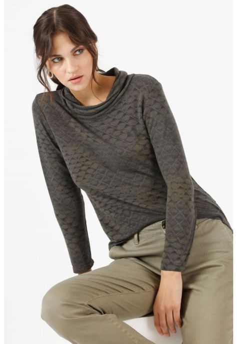 Polera gris PRIVILEGE 801-0