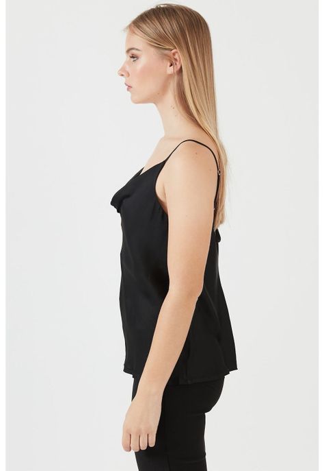 Blusa negra pabilo Privilege-1