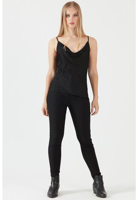 Blusa negra pabilo Privilege-3