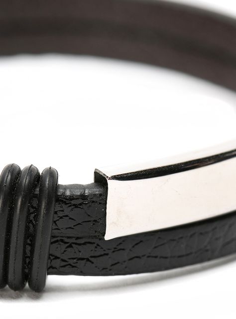 Pulsera Cuero Negro con Placa de Acero Plateada-4