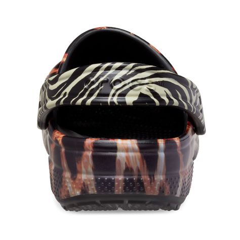 Zueco Crocs Classic Animal Remix Unisex Black/Multi-4