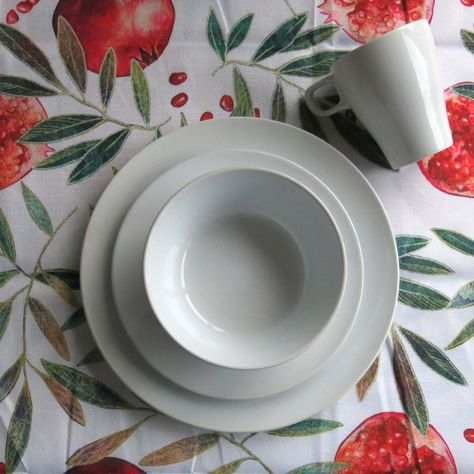 Set Juego de loza Cerámica 16 piezas Vajilla Blanca y Mantel antimanchas Granada 160x220-1