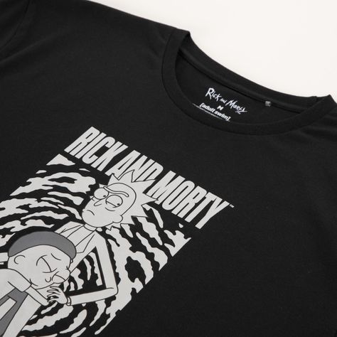 Polera Manga Corta Hombre Rick and Morty Negro-1