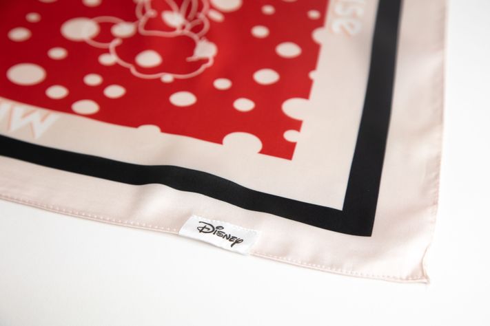Pañuelo Mujer Cinto Minnie Burdeo Disney-1