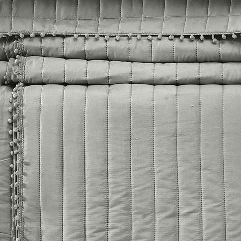 QUILT ANDES POM POM GRIS KING-1