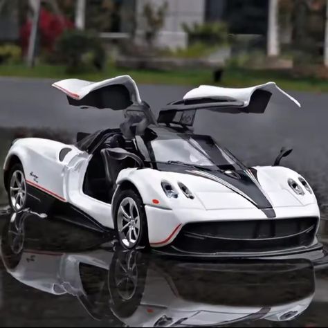 Auto De Colección Pagani Huayra Blanco 1:36 Sonido Y Luz.-5