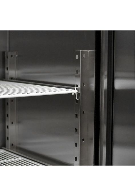 REFRIGERADOR VERTICAL 1 PUERTA SÓLIDA 700 LITROS-3