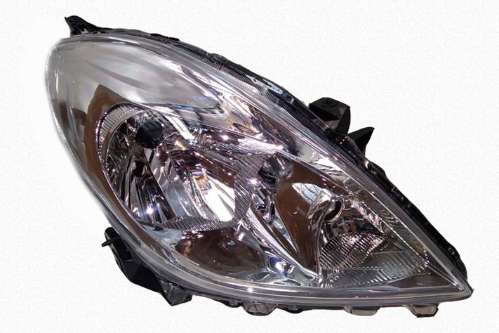 OPTICO DERECHO NISSAN VERSA 2012-2014-0
