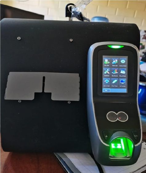 Reloj Multibiométrico Control Asistencia Y Control De Acceso-2