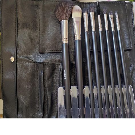 Set de 8 brochas con estuche incluido-0