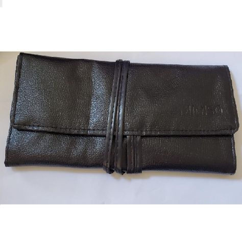 Set de 8 brochas con estuche incluido-1