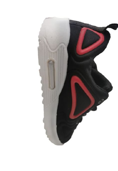 Zapatilla Urbana Negro Niño-3