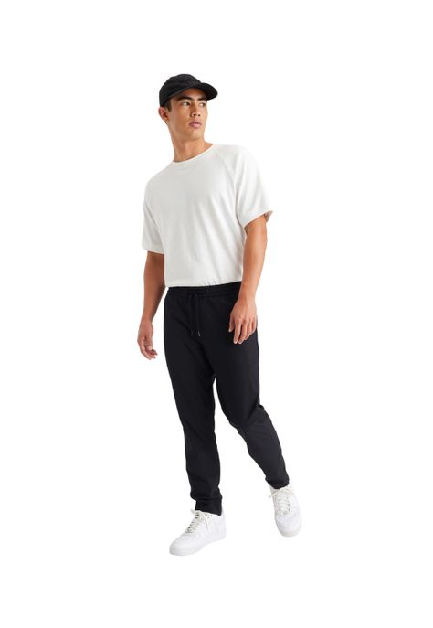 Pantalón Hombre Go Jogger Slim Tapered Fit Negro  A7975-0000-4