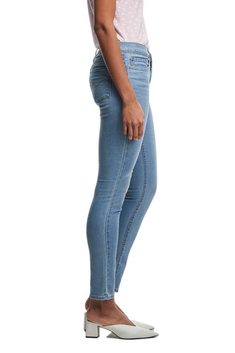Jeans Mujer 710 Super Skinny Azul Claro Levis 17778-0461-1
