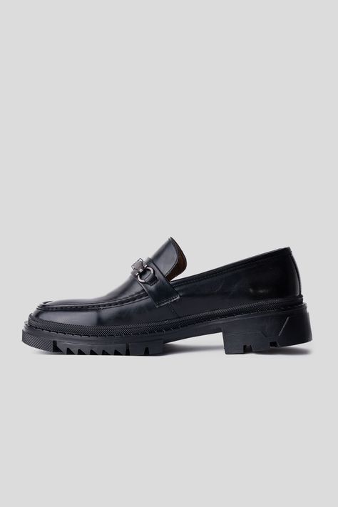 Mocasín Urbano Tassel Negro Liso Zameta-1