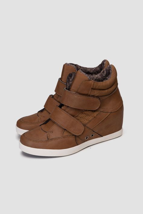 Zapatilla Mujer Camel Marily Carbin-1