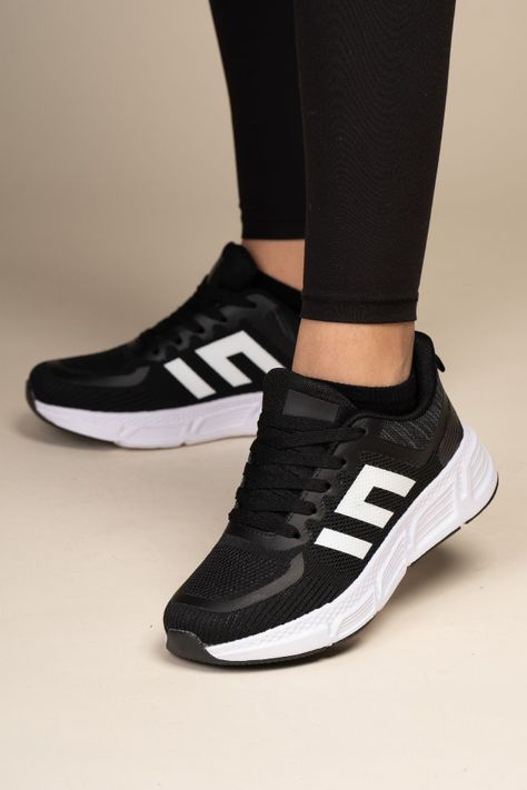 Zapatilla Deportiva Mujer Negro blanco Blake Chinitown-4