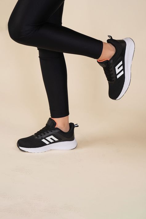 Zapatilla Mujer Negro Rosado Anja Apóstol-1