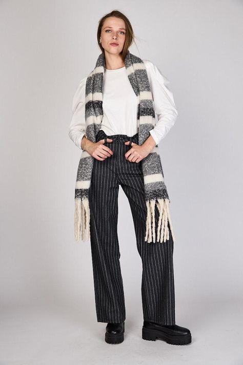 Jeans Líneas Wide Leg Florencia Eclipse-2