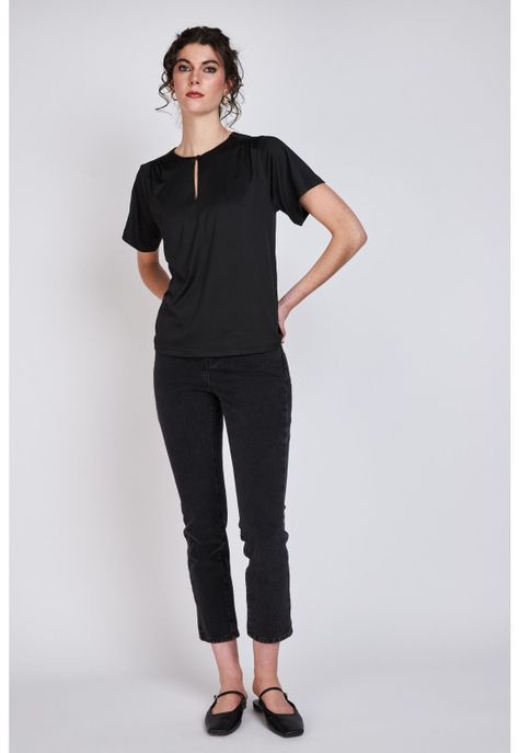 Polera Manga Campana Gala Negro Woman by Eclipse-3