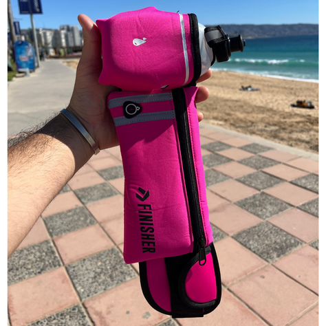 Banano Running con Botella Emil Finisher Fucsia-2