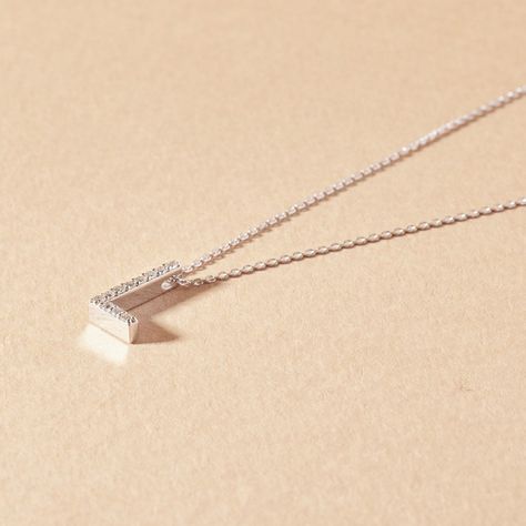 Collar Oro Blanco 18kt Letra L Diamante 6Pts | Danielle Costantini-0
