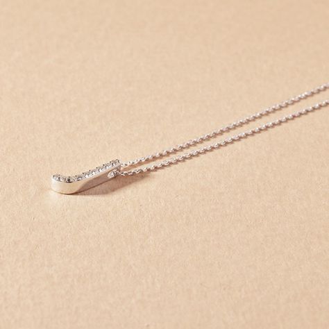 Collar Oro Blanco 18kt Diamantes Letra J 5 Pts | Danielle Costantini-1
