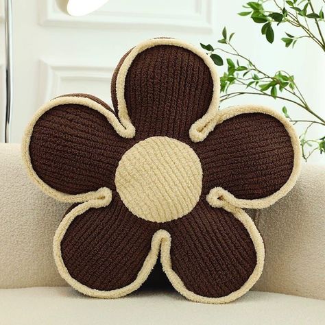 SET DE 2 COJINES DISEÑO FLOR COLOR CAFÉ-0