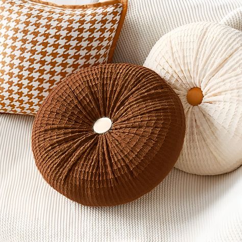 SET DE 4 COJINES DISEÑO BOTON COLOR BEIGE/CAFÉ-0