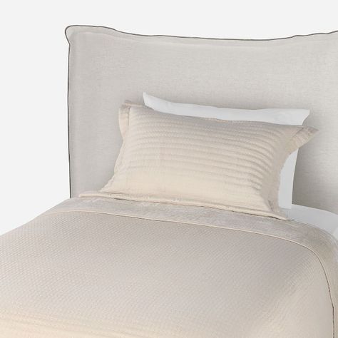 Cubrecama Flannel Supersoft Beige 1,5 Plazas-1