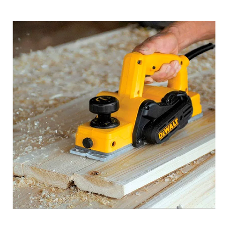 CEPILLO ELÉCTRICO 550W ANCHO 82 MM DEWALT D26676-B2-2