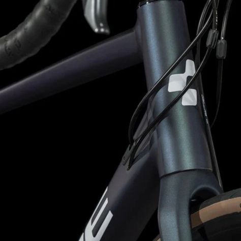 Bicicleta Ruta Cube Attain Deepblue´N´White 53 Cm/ S-5