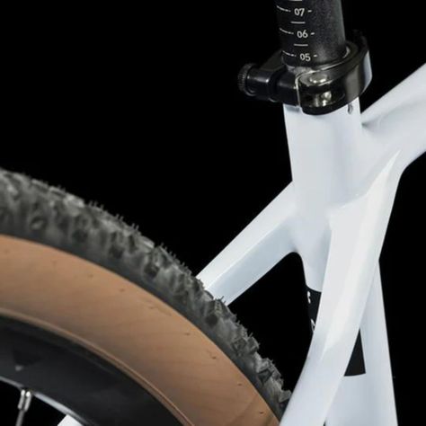 Bicicleta Mtb Cube Reaction C:62 Pro White´N´Blue´N´Red 29 / M-2