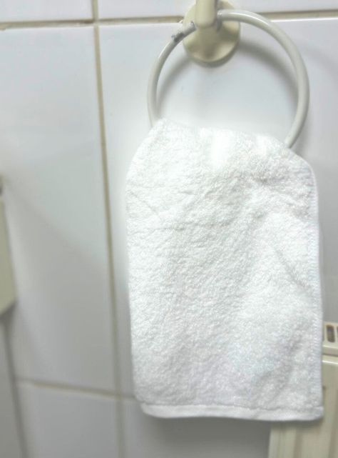 JUEGO DE 3 TOALLAS ROYAL TOUCH ( 1 de Visita, 1 de Mano y 1 de Baño)-6