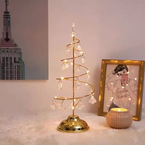 Árbol de Navidad Metálico con Luz Led Dorado - Bohemik-1
