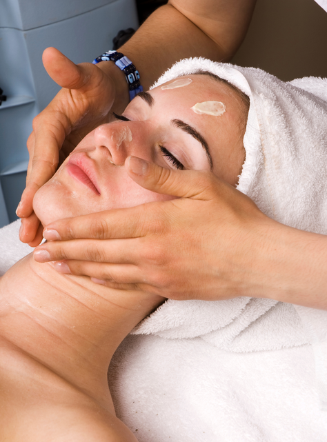 Limpieza facial profunda y profesional.-3