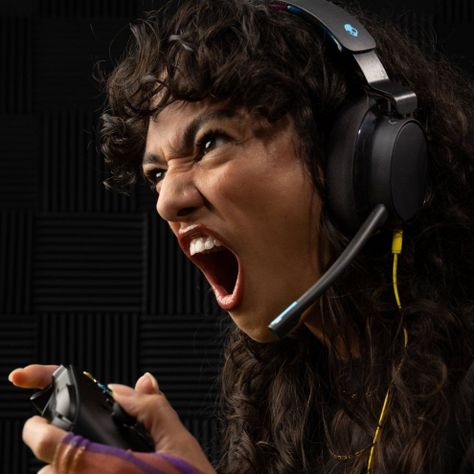 Audífonos Gamer Skullcandy SLYR, Color Negro-2
