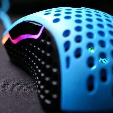 Mouse Gamer XTRFY M4 RGB Miami Blue-2