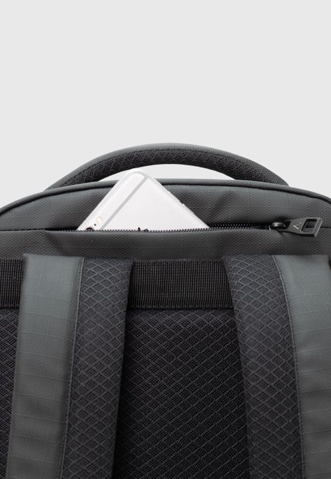 Mochila Wolf Black Bubba-6