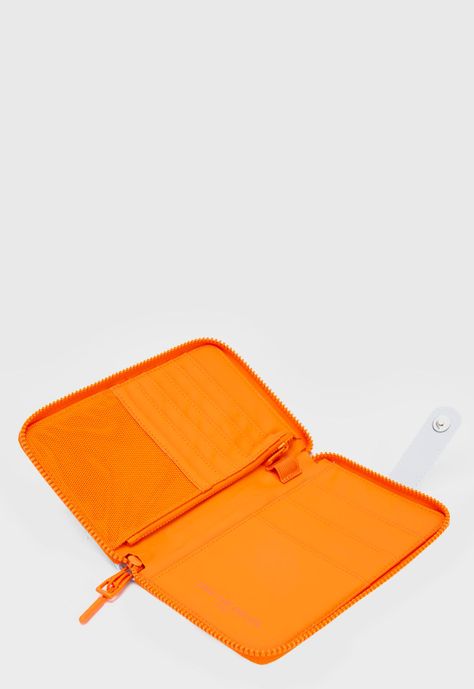 Flat Purse Travel Iris Bubba Essentials-3