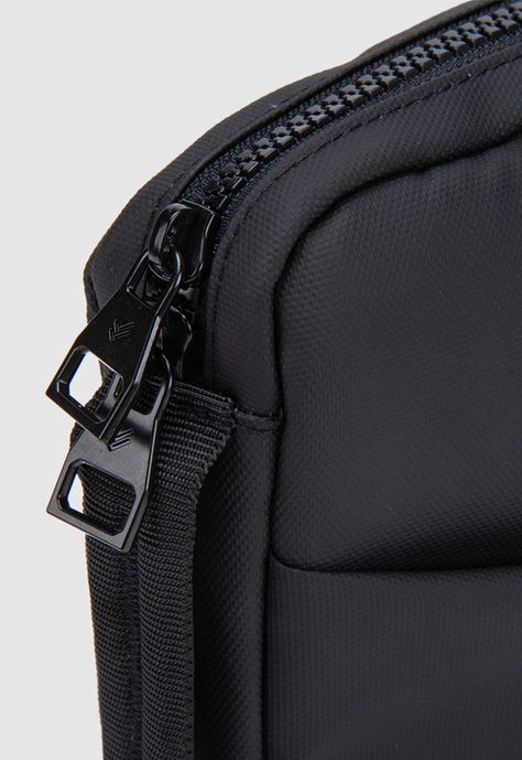 Passport Holder Travel Noir Bubba Essentials-4