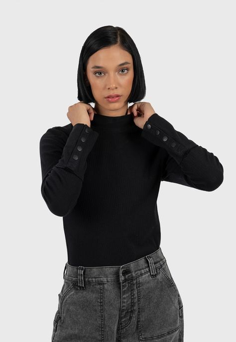 Women Tee Trib Snap Black Bubba-0
