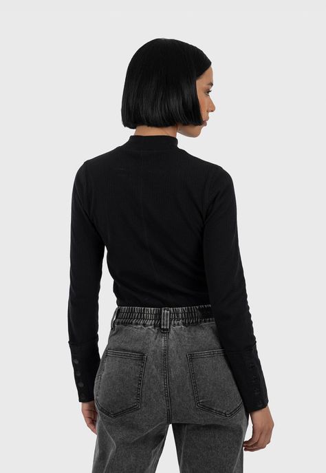 Women Tee Trib Snap Black Bubba-1