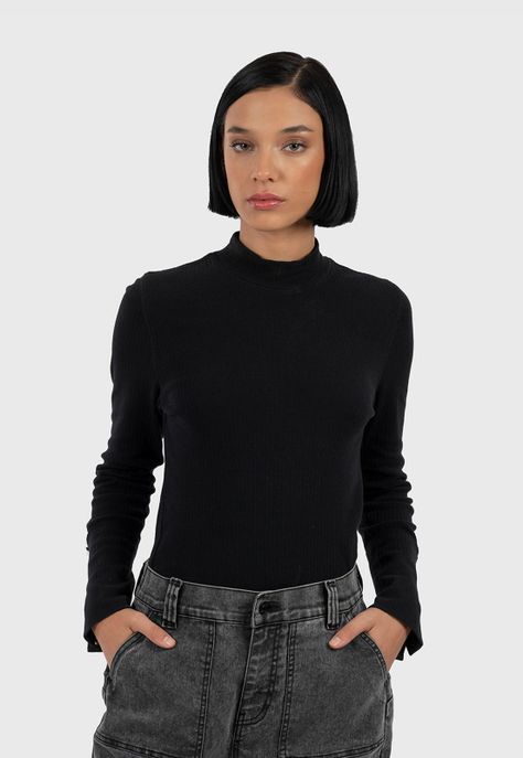 Women Tee Trib Snap Black Bubba-2