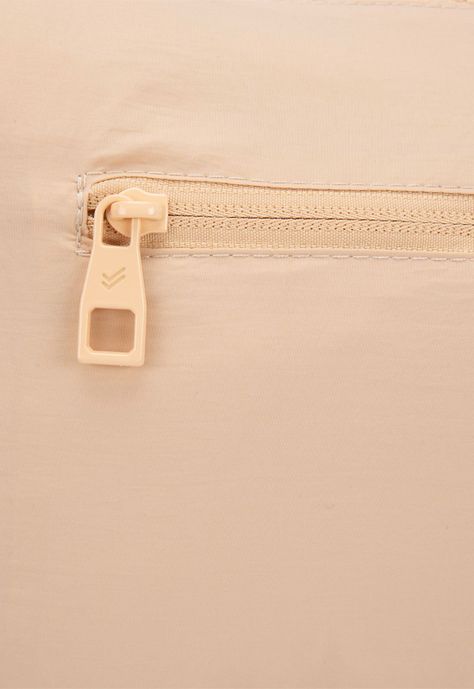 Purse Travel Light Pearl Bubba Essentials-4