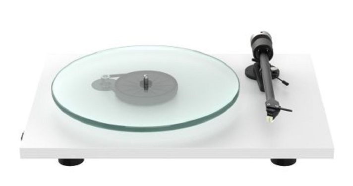 Pro-Ject  T2 W High Gloss  Tornamesa wal -5