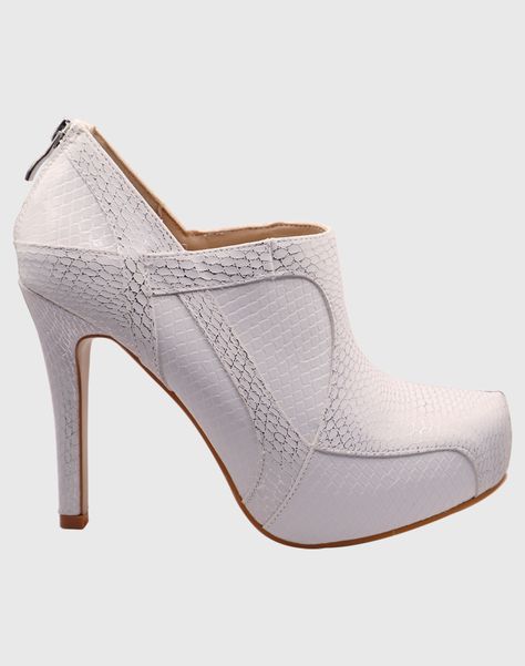 Botin taco aguja Blanco-2