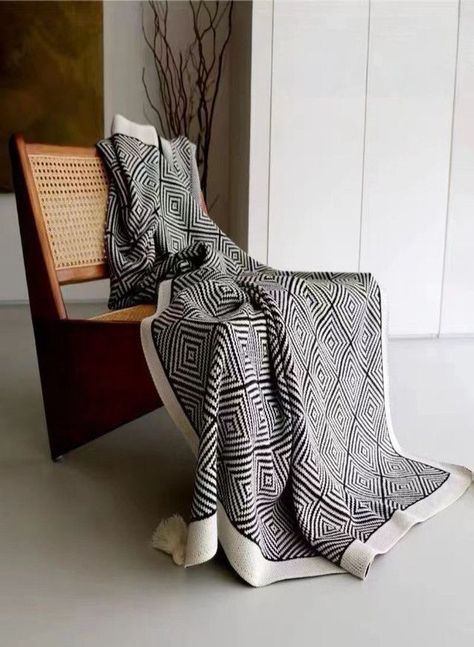 Mantas Tejidas para decorar  127x152 cm -1-2